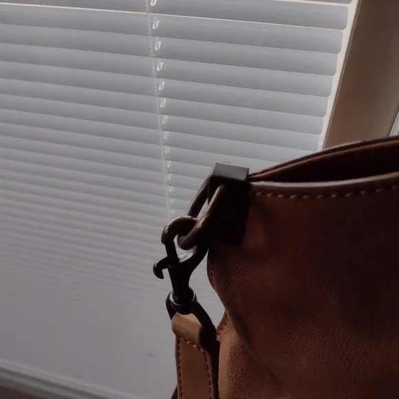 Frye Maddie Shopper Genuine Leather Handbag Tan Caramel Brass Braided Western - Picture 7 of 12